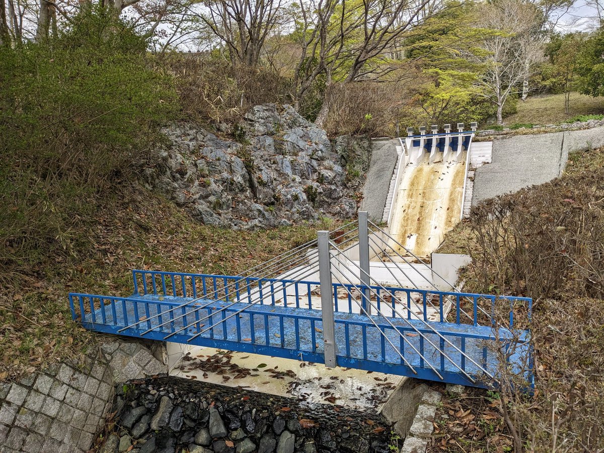 岸みきお tweet media