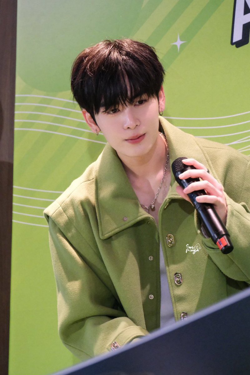 ไม่ไหวแต่ฝืน tweet media