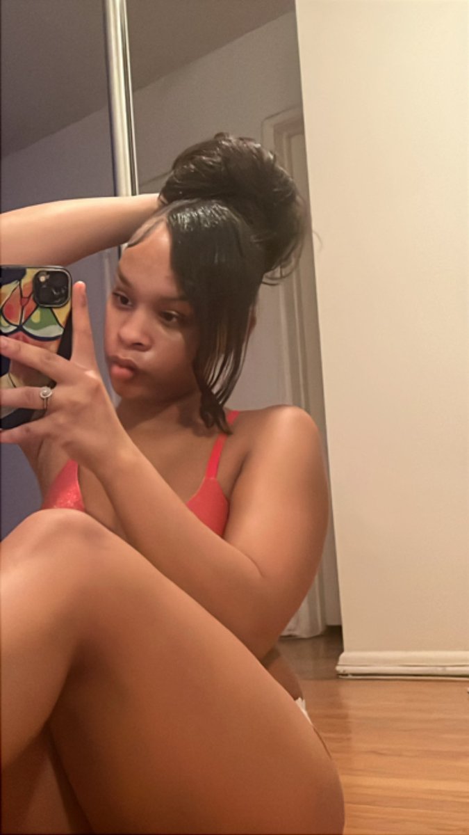 sweetbrat tweet media