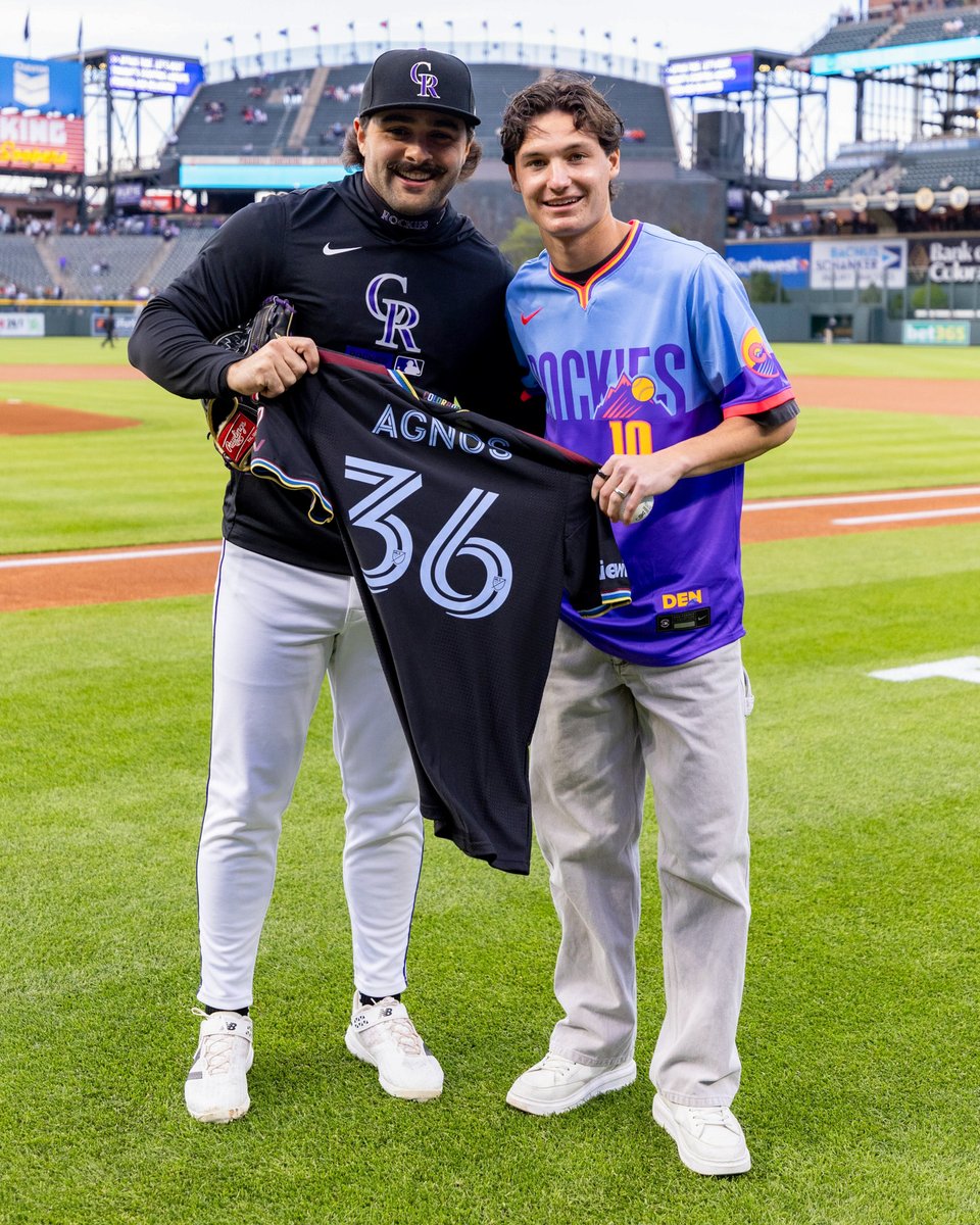Rockies's tweet photo. Rockies 🤝 Rapids

Thanks for stopping by Coors Field, Paxten! https://t.co/VdKuVc9Qlc