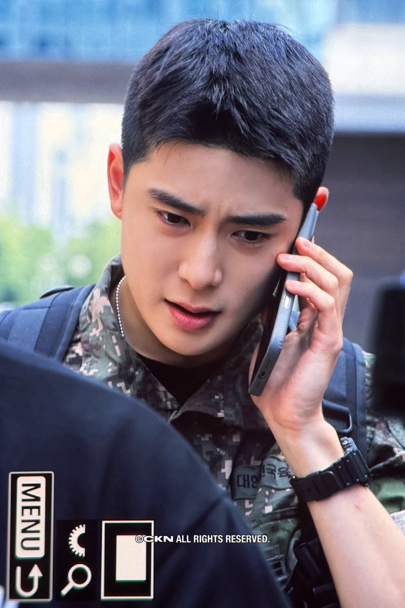 어떠케 이제 족발반반만 생각나...