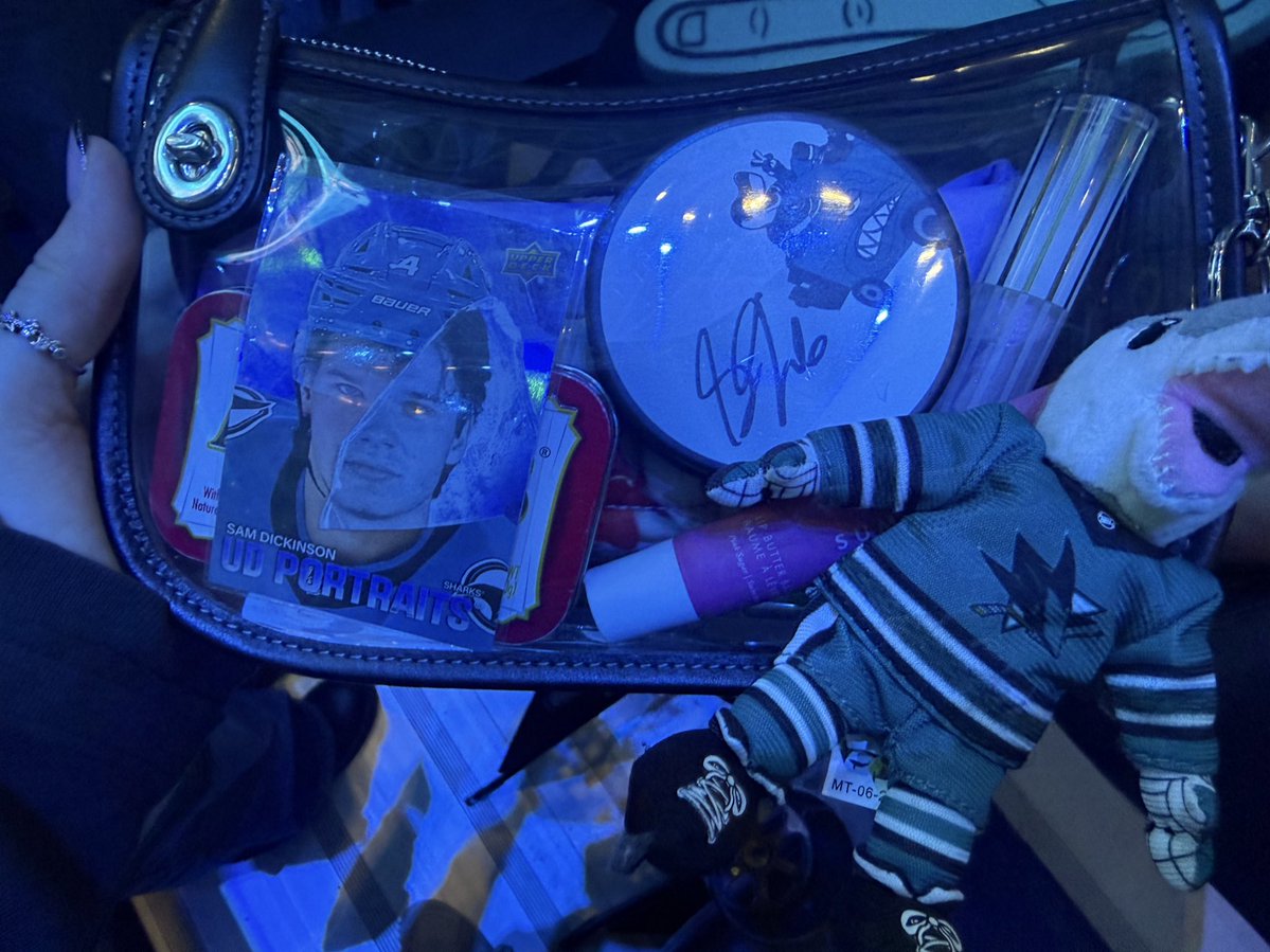 x - 🦈 mj ･ ｡ﾟ☆⁶ tweet media