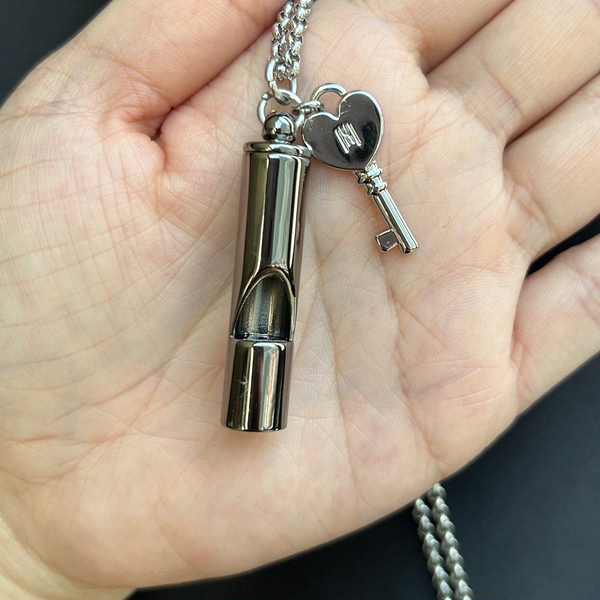 Ｖｉａ.☘︎ ݁˖ is #UNIQUE tweet media