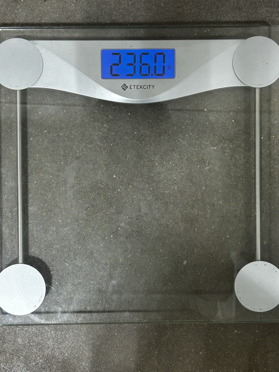 veldkampben18's tweet photo. Gym update 
+7.6 lbs in 90 days
Starting weight- 228.4
Current- 236
Getting faster, stronger, and more explosive every day. 
@CSCFootball @CoachJayLong @CoachSasse @CoachCollicott https://t.co/U0cgU7O8eM