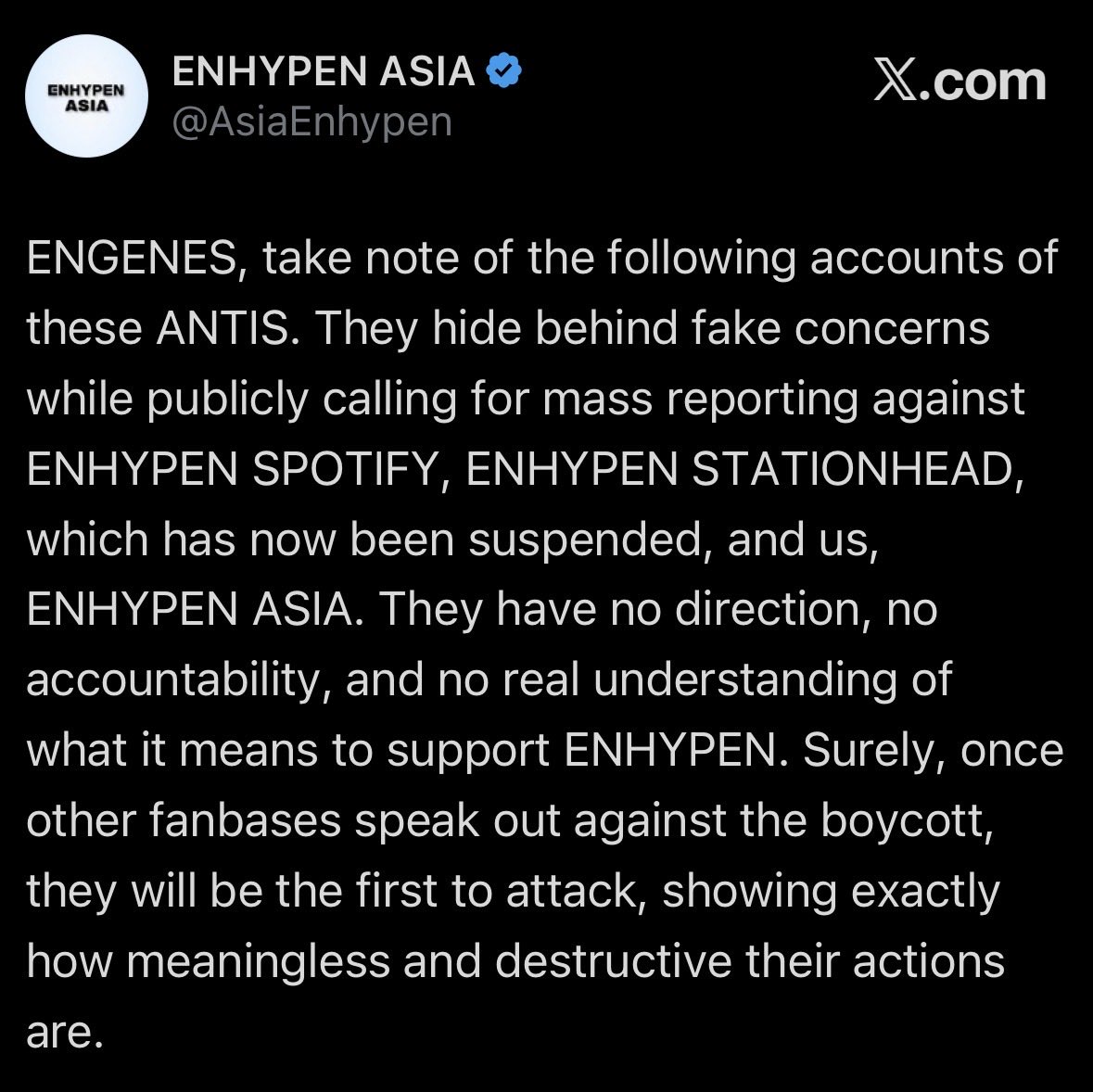 lini 🦇 7EN tweet media