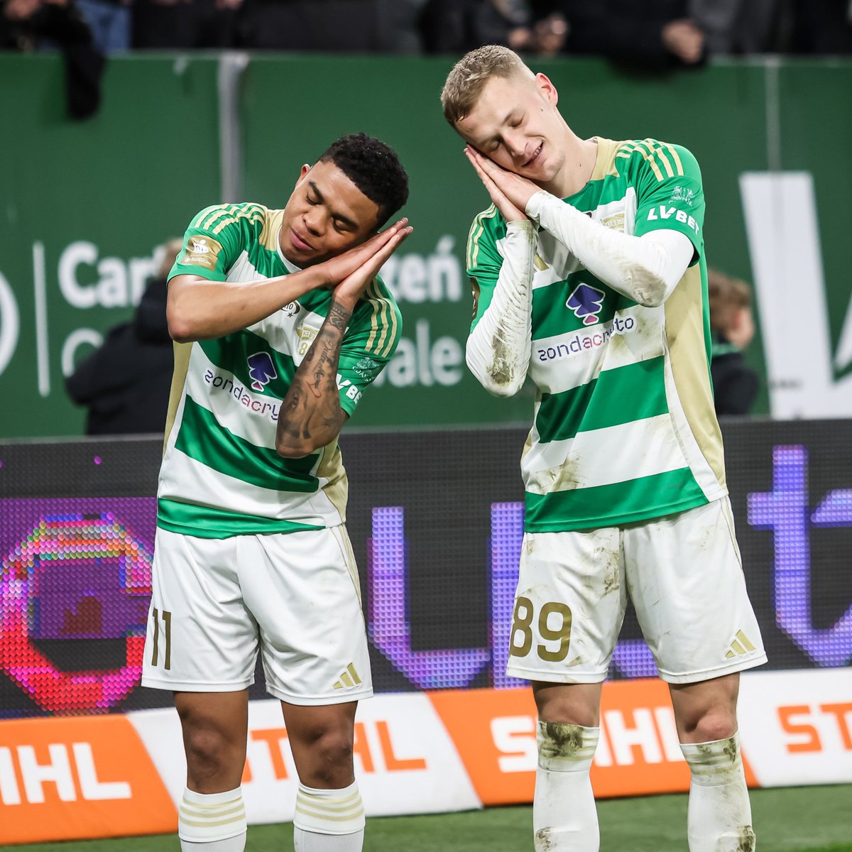 Fantasy_ESA's tweet photo. Ileż radości nam dali w Poniedziałek Wielkanocny! 🐰 Punkty którego zawodnika ucieszyły Was najbardziej?
#BBTPIA 3:2
#RADMOT 1:1
#POGLEG 0:2
#LGDKOR 4:2 https://t.co/BvtvtXiNBD