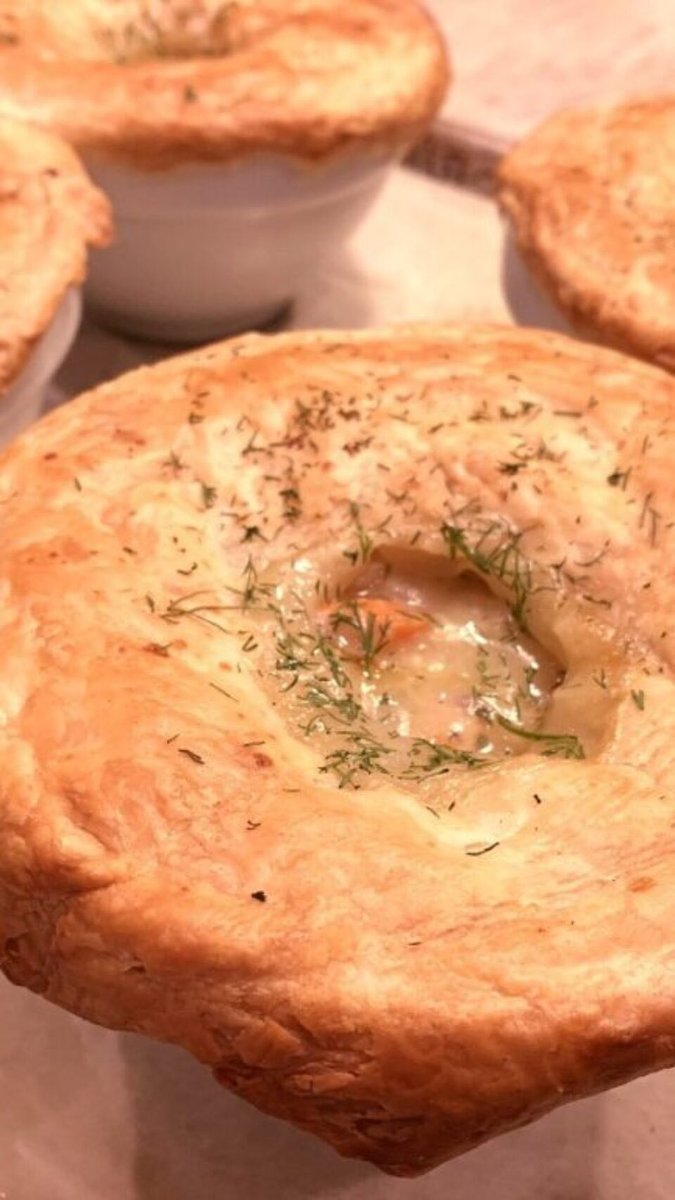 genabellrecipes's tweet image. A week at a time - meal ideas are loaded with spring flavors. Simple ingredients and easy to prepare. 

genabell.com/meal-plan/a-we…

#mealideas #springrecipes #easyrecipes #genabell