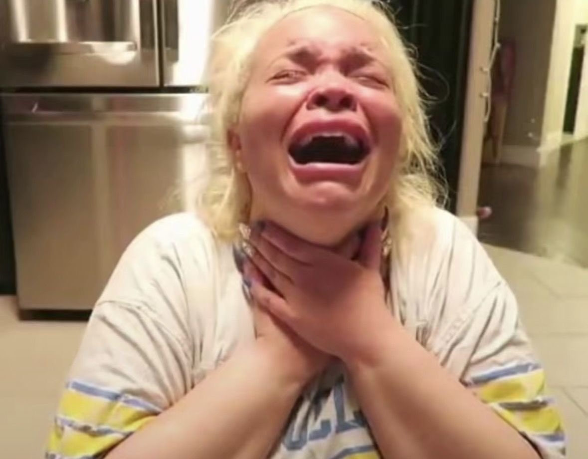 melloXo_1389's tweet image. Literally me rn I’m so upset like wtfffffff 
#edtwt please give me weight loss tips IMMEDIATELY!! 
#ed #weightloss #goals #fat #bmi