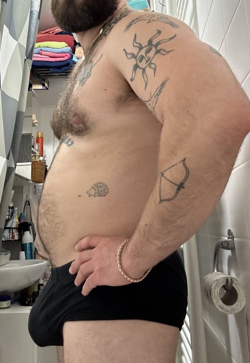 Vikky pew pew tweet media