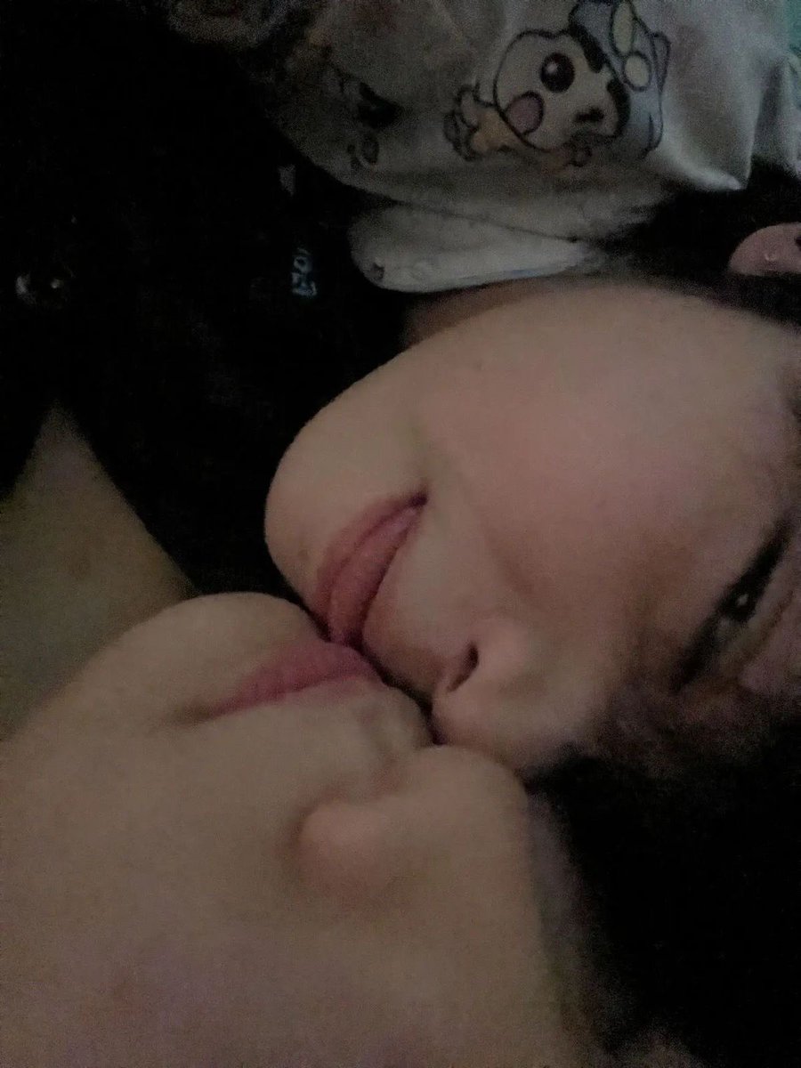 ໒ 𝒈αru HENSLEY! tweet media