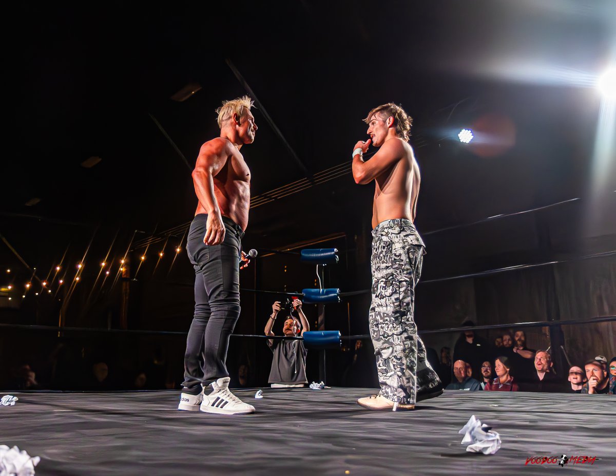 vmpix1's tweet photo. The challenge was laid out - Father vs Son - @TheScottGarland vs @KeaganGarland.

May 8th - Portland Expo for Warzone.

@LWMaine #BissellBrosBash26. https://t.co/IBnG1Ki2qw