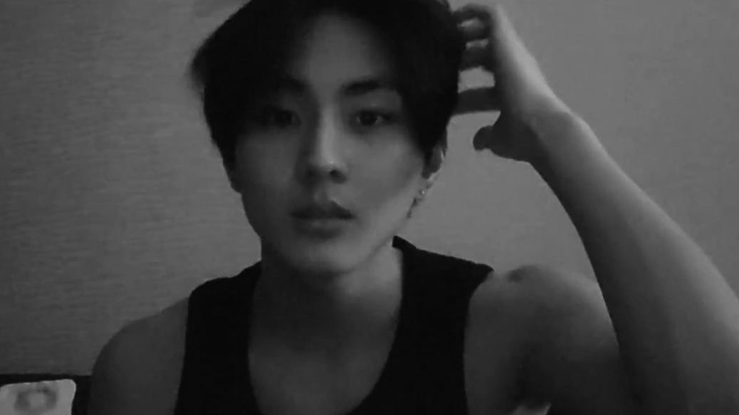 󠀩 ◡̈ tweet media