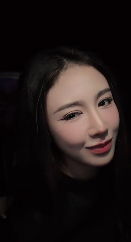 DayDreamin27 tweet media