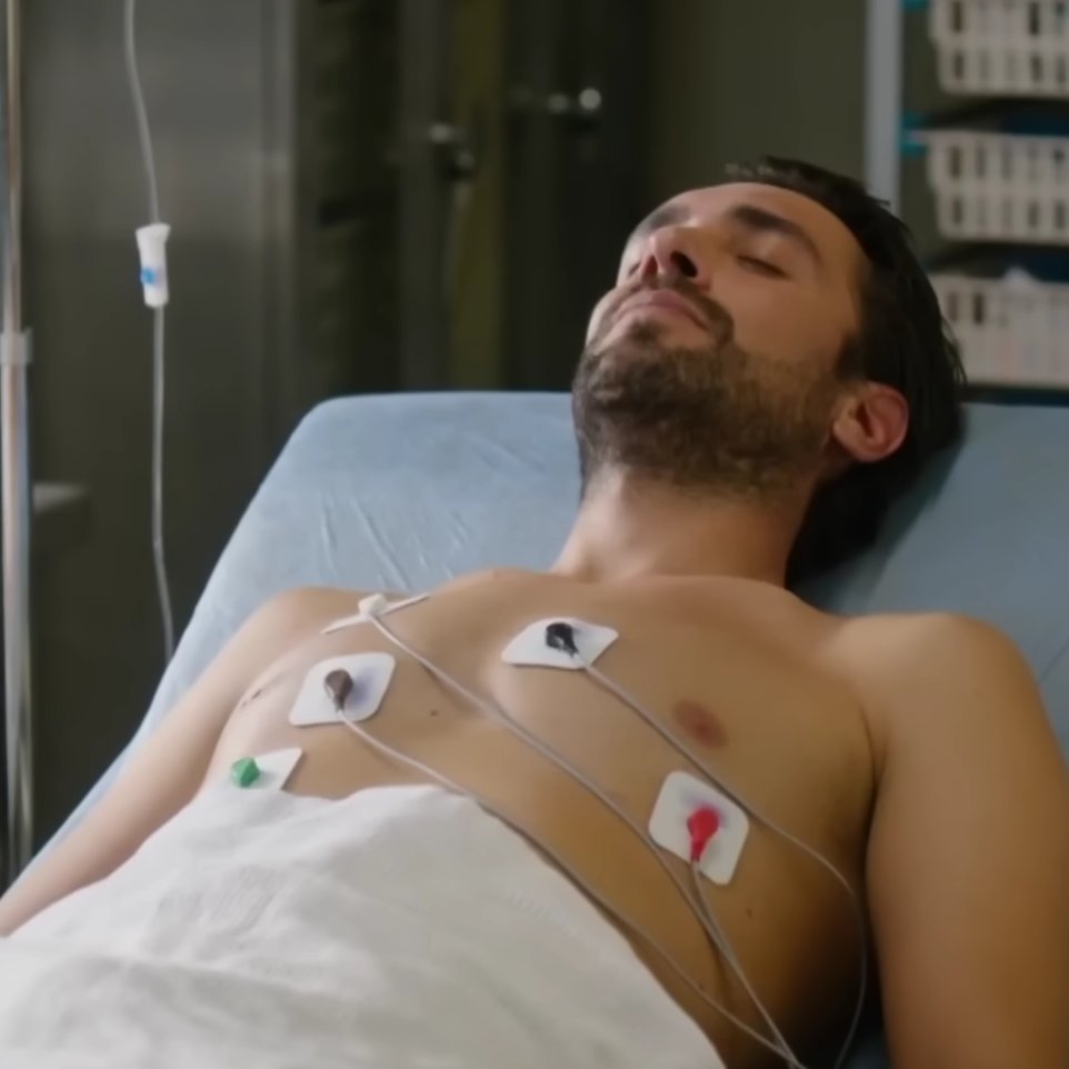 𝑧𝑒𝑦𝑛𝑜𝑠 tweet media