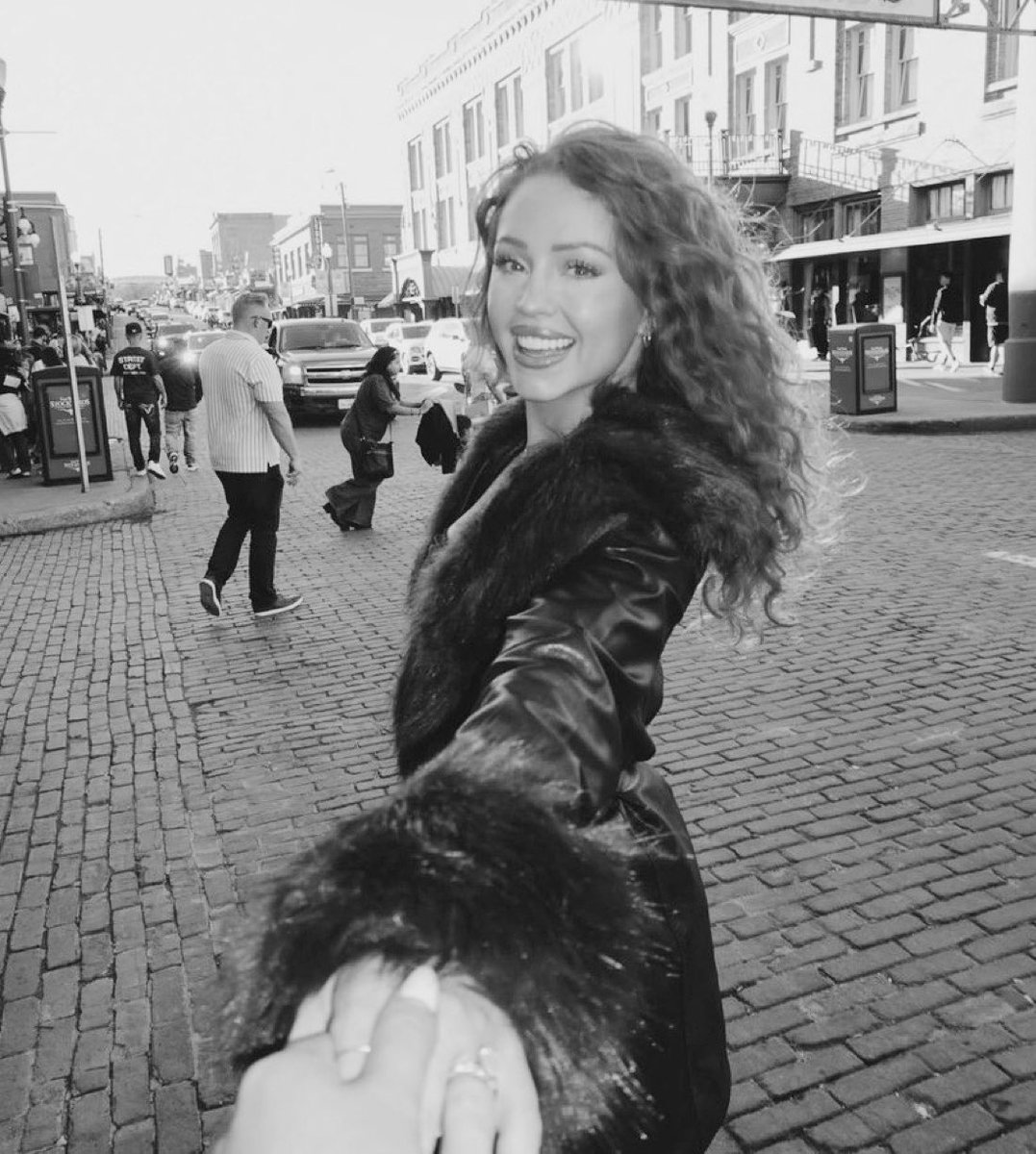 GamerVev tweet media