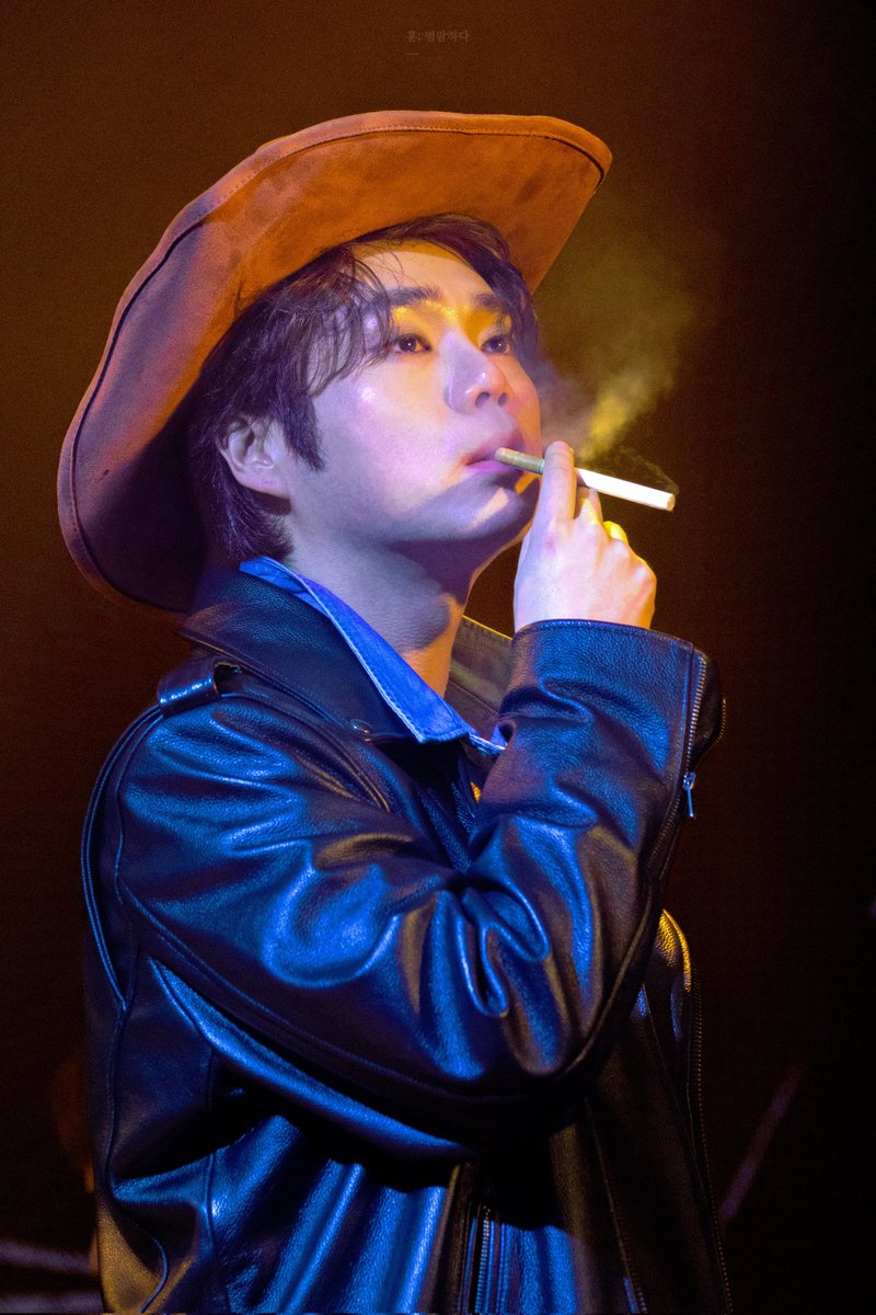 홍안👈더톌 4/17 아무자리 tweet media