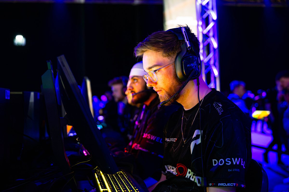 Project 7 tweet media