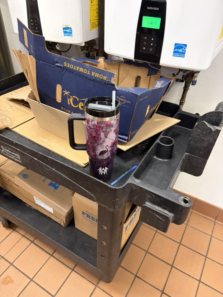 𐕣Blechraucher8000𐕣 tweet media