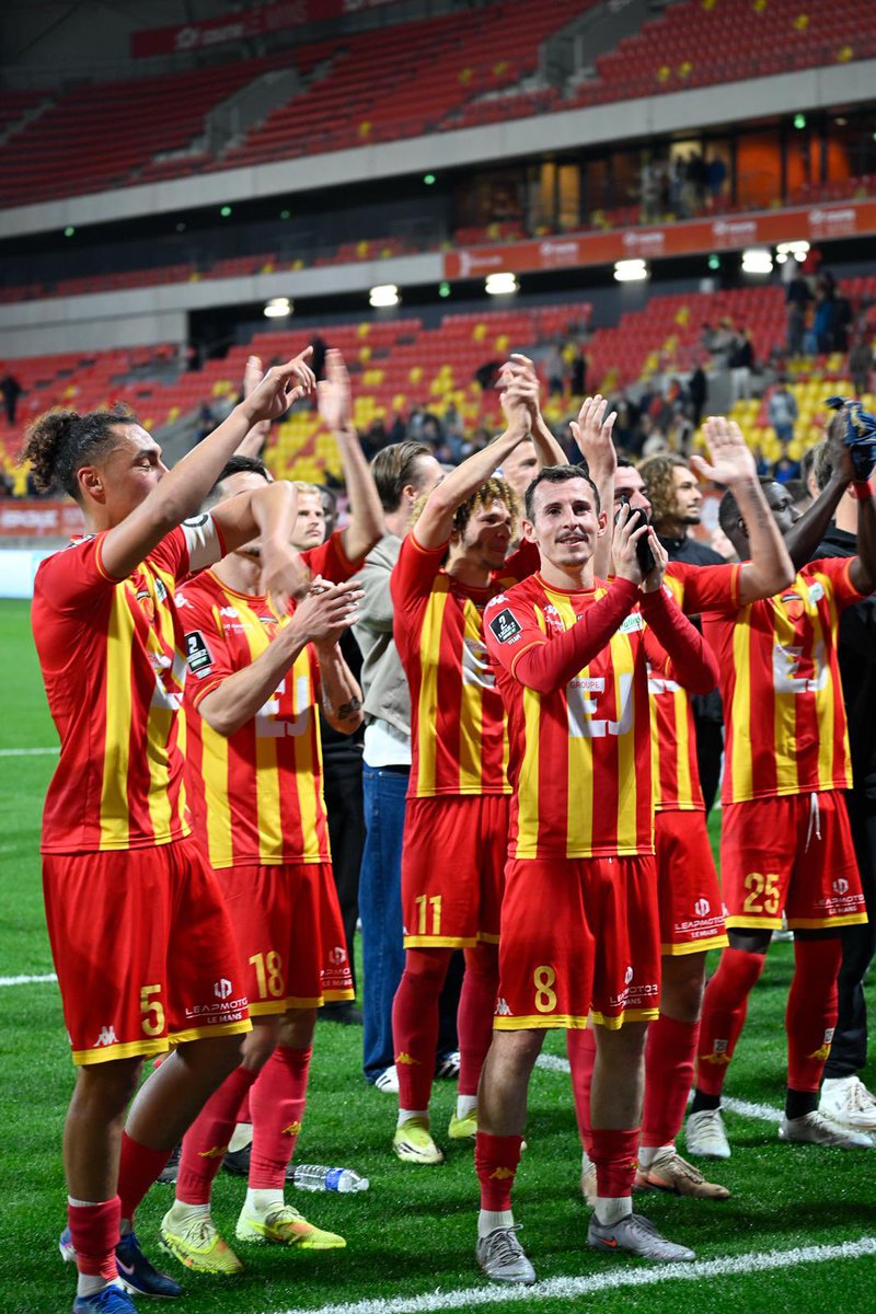 sarthefr's tweet photo. 𝐐𝐮𝐞𝐥 𝐦𝐚𝐭𝐜𝐡 𝐢𝐧𝐜𝐫𝐨𝐲𝐚𝐛𝐥𝐞 ! 🤯

Nos Sarthois ont fait vibrer le stade Marie-Marvingt avec une magnifique victoire 4️⃣ à 0️⃣ contre Pau !
Un grand bravo à nos sarthois pour cette performance remarquable ��🔥 https://t.co/fObnsq7YLG