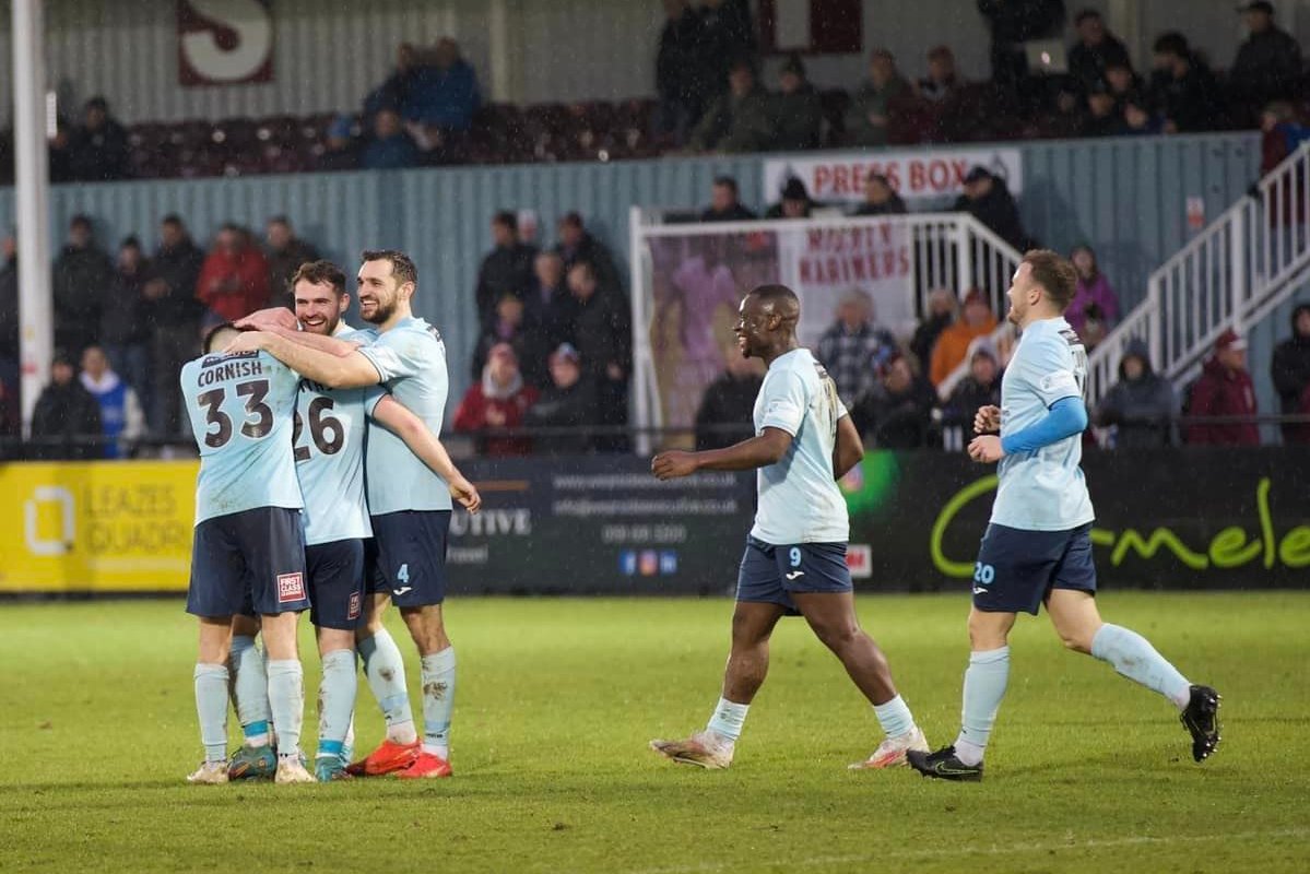 Darlo Retro 📸 tweet media