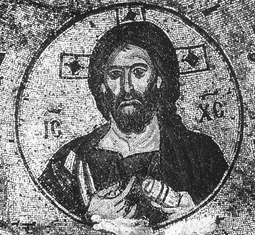 bvrakvs's tweet photo. The Church of the Koimesis in Nicaea, once the main church of the Monastery of Hyacinth, got destroyed in 1922.

It was an important Eastern Roman structure, the patriarch stayed there during the post-1204 Nicaean period, and some imperial family members were buried inside. The domed church had four piers supporting barrel vaults, a triple apse, marble revetment on the walls, and sanctuary mosaics that went through four building phases.

Photos from the late 19th century.