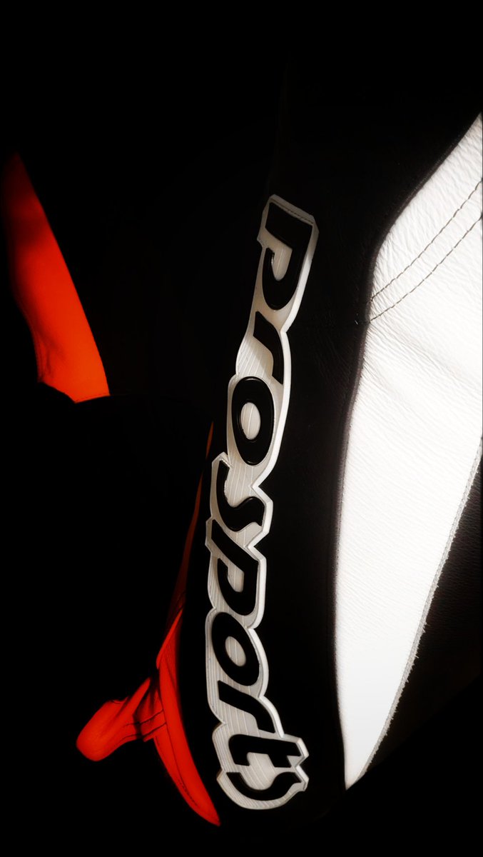 SwitchUK_v3 tweet media