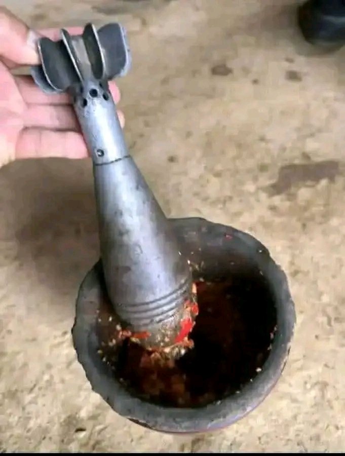 مجنون واحمق من يحارب شعبن يدق (الزحاوق) 
بقذيفه( هاون) هههههه اليمن مقبره الغزاه