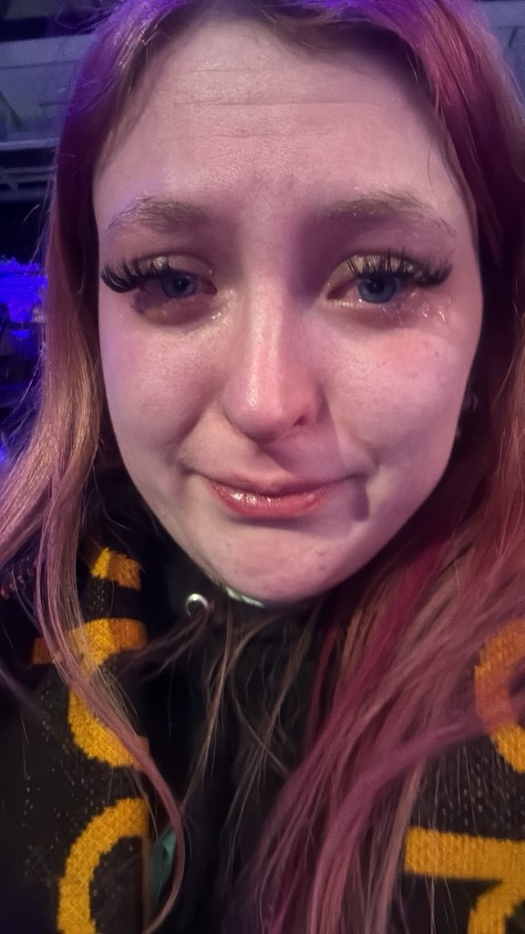 feargibsons's tweet image. the fact i KNEW about the retirement the whole time is why i was so insanely emotional at euros, #funfact for everyone around me and saw the absolute state i was in &amp;lt;3