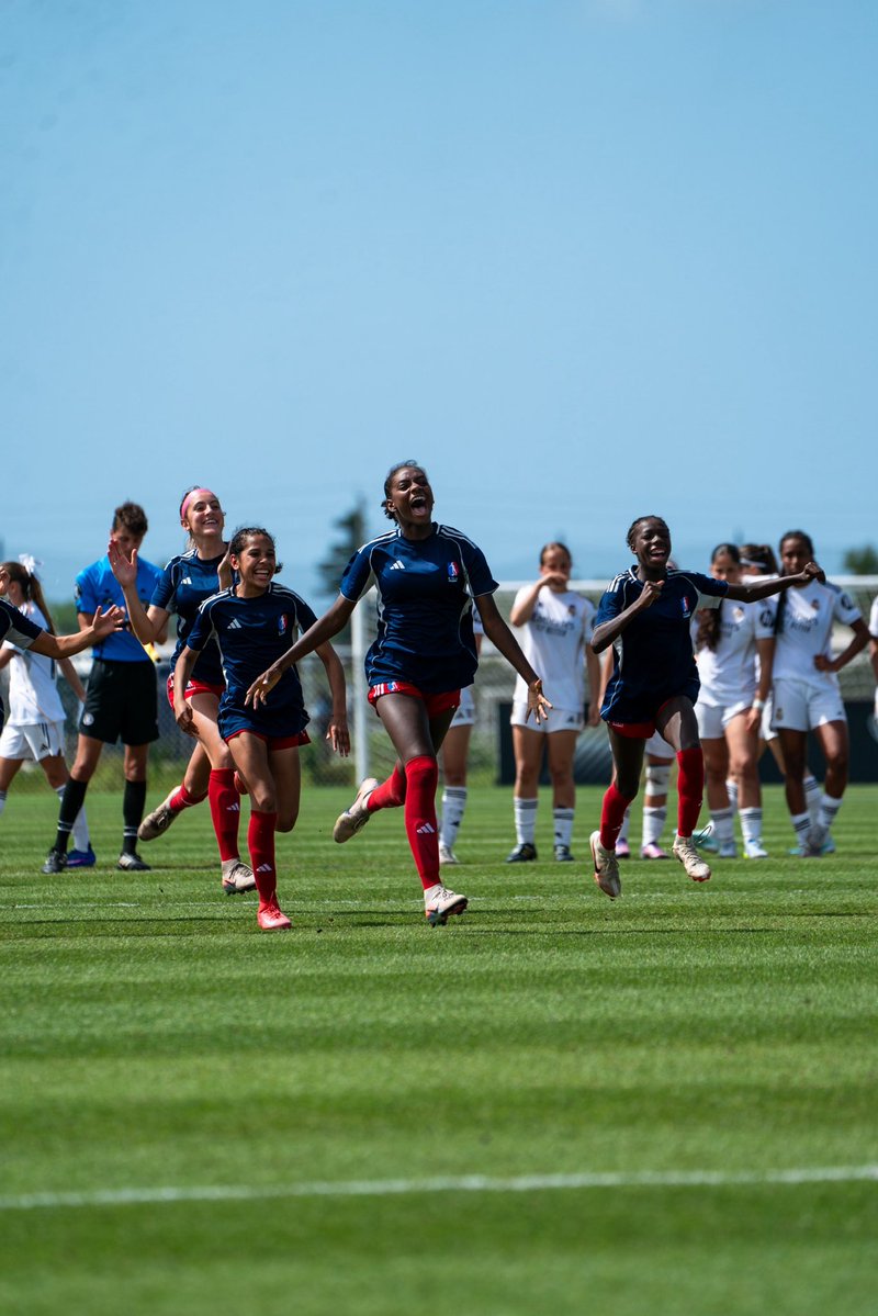 Sydney Eaton 2029 tweet media