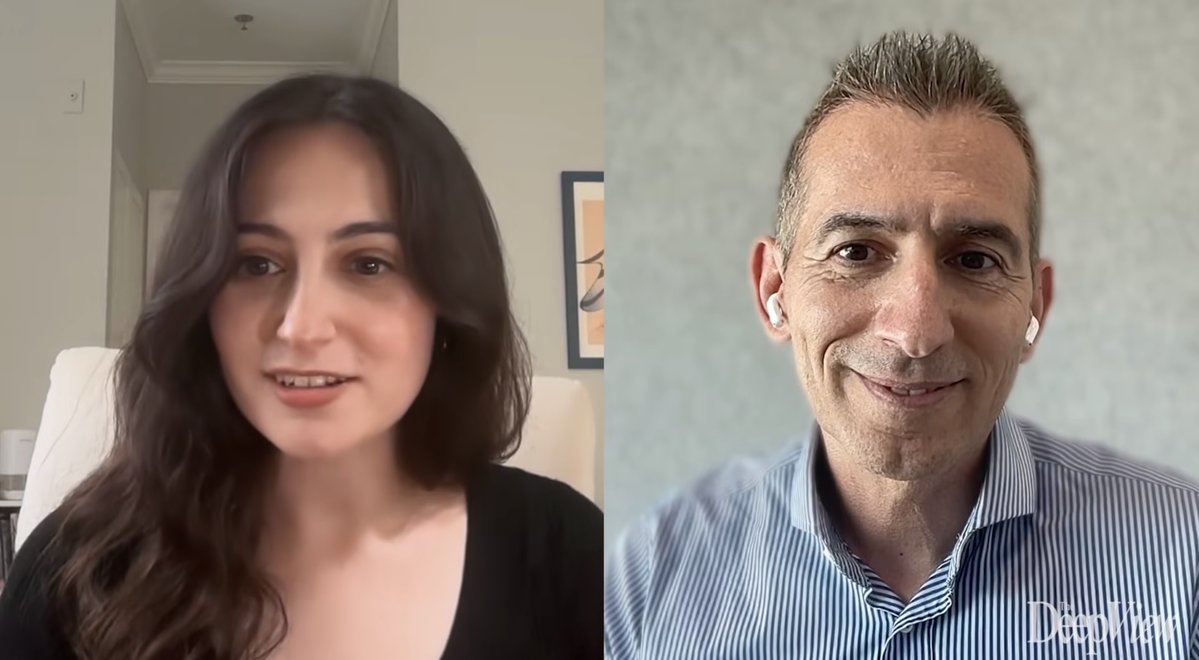 Snowflake tweet media