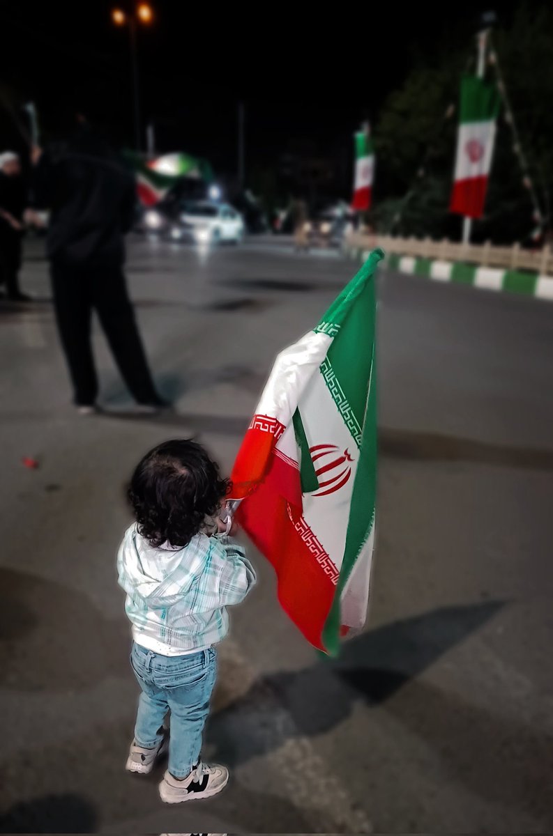 نرگسی tweet media