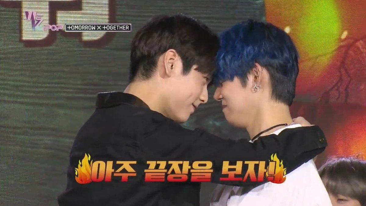 hourly yeonbin tweet media