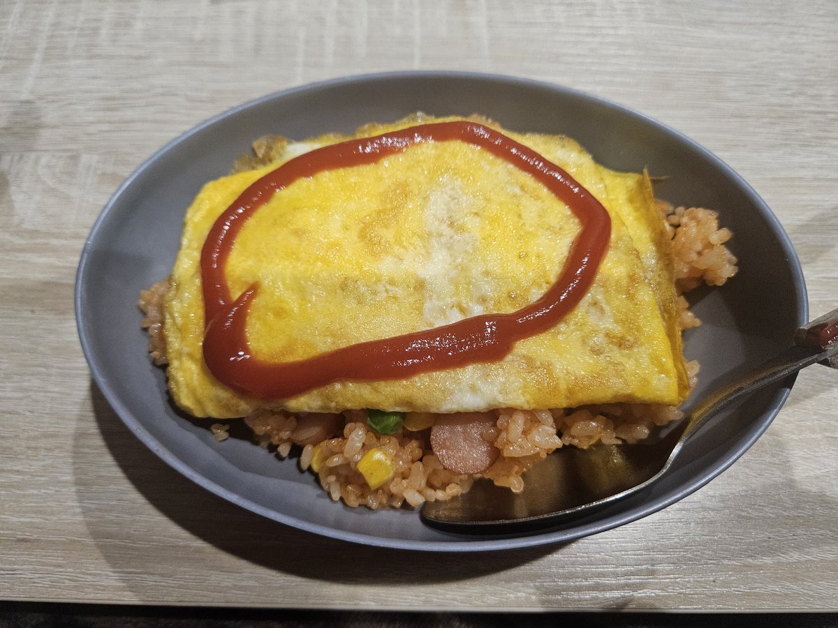 ともみん tweet media