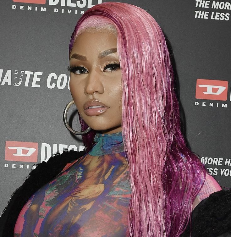 Nicki4orever's tweet image. 📈 CHART CHECK: Nicki Minaj is still charting across multiple genres. Whether it’s a solo hit or a feature, the "Minaj Effect" is very real and very lucrative. 💰🎀✨ #ChartTopper #BillboardQueen #NickiMinaj 💕💕💕💜💜💜👑👑👑🩷🩷🩷