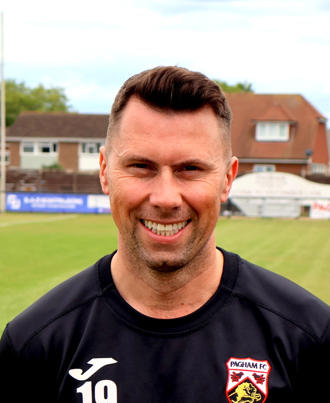 Roger Smith tweet media