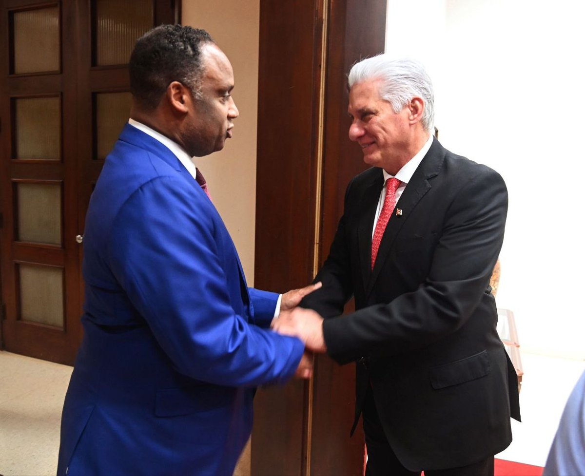 Miguel Colina tweet media