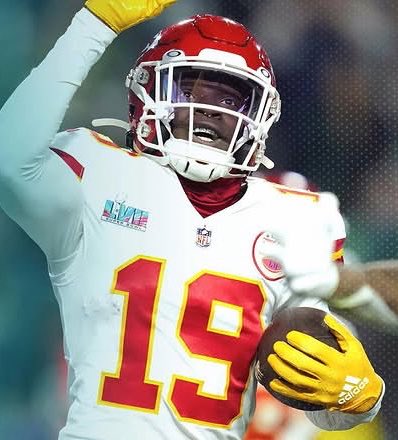 Quay L.Jones🦅 #FlyEaglesFly SBLIX CHAMPIONS!! tweet media