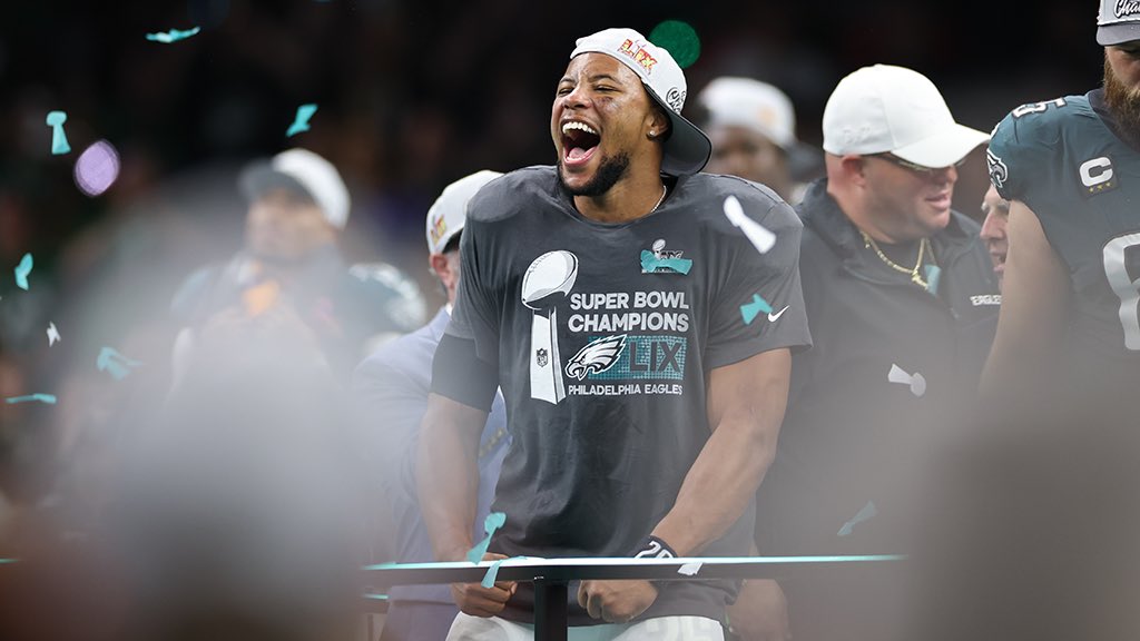 Quay L.Jones🦅 #FlyEaglesFly SBLIX CHAMPIONS!! tweet media