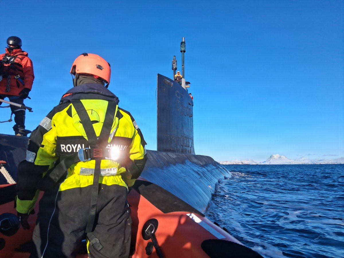 USNorthernCmd's tweet image. In February, while preparing for Ice Camp 2026, a real-world MEDEVAC on USS Delaware required immediate help. 

Our allies in the Royal Danish Navy &amp;amp; Greenland responded, demonstrating the strength of our Arctic partnerships. 

Read more here: northcom.mil/Newsroom/News/…

#Arctic