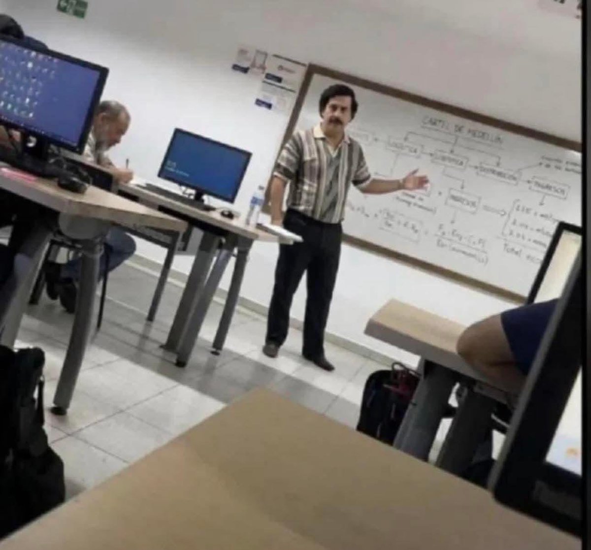 Alejandro tweet media