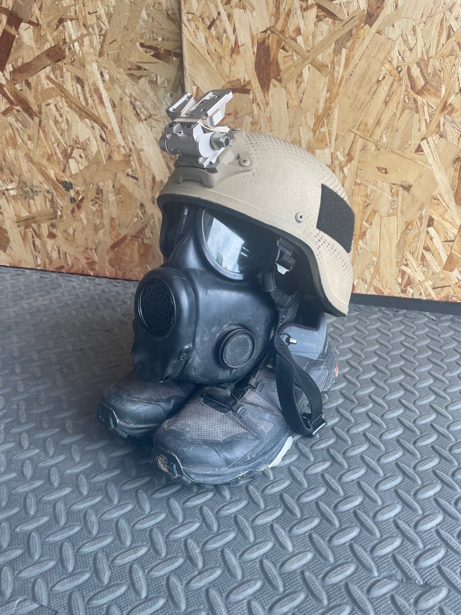 𝙉𝙞𝙛 tweet media