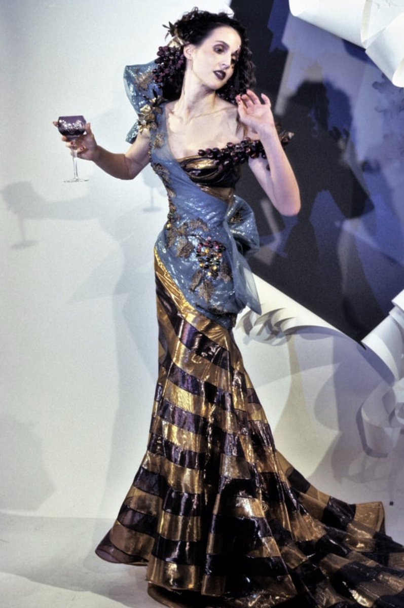 kaveh☥ se7EN tweet media