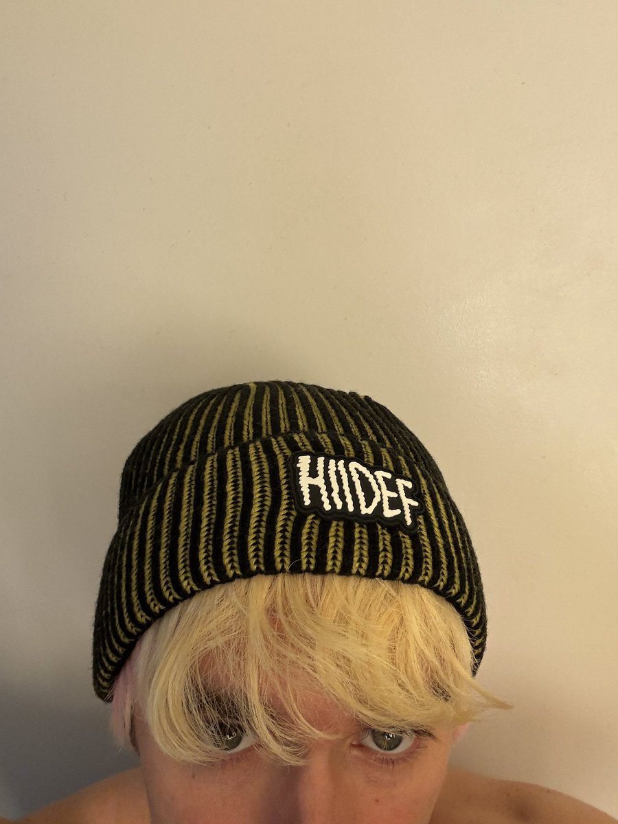 elli 🍍 tweet media