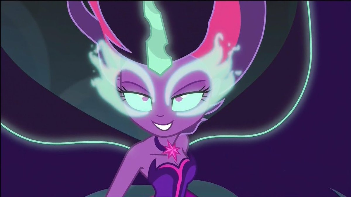 TheMansLemonade's tweet photo. lmao just like how midnight sparkles skin is actively darker than sci-twi https://t.co/u391fINyQU