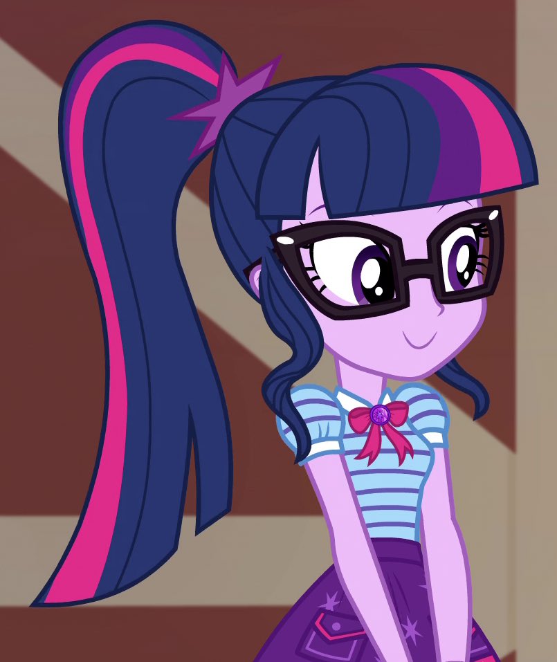 TheMansLemonade's tweet photo. lmao just like how midnight sparkles skin is actively darker than sci-twi https://t.co/u391fINyQU