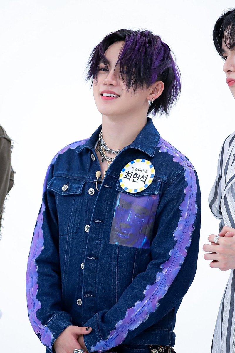 𝐌𝐞𝐥𝐲 (𝒴𝑒𝓁𝓁𝑜𝓌)🍋🌼💛 (@parknamyw) on Twitter photo 