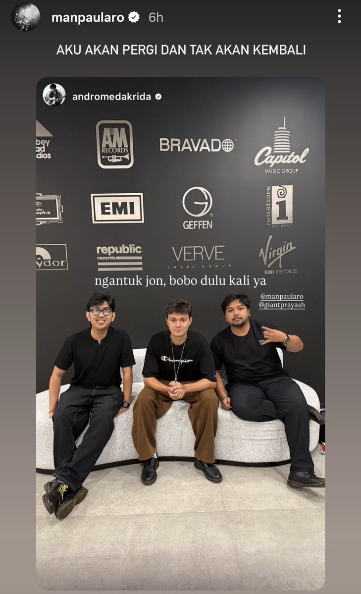 nik🖤🧡 tweet media