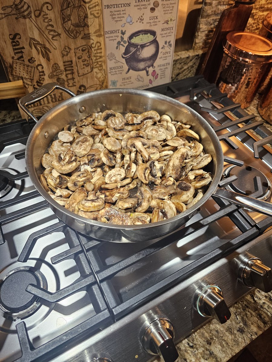 𝕘 𝕥 𝕨 𝕪 tweet media