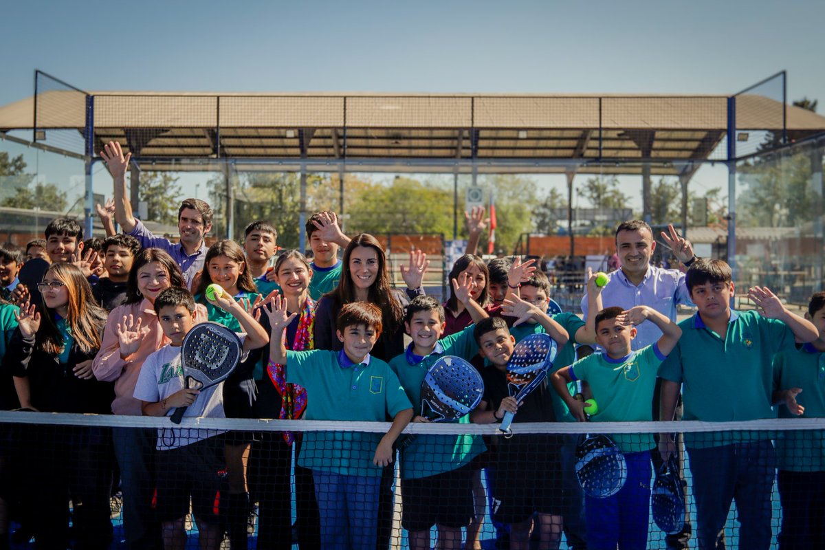 Ministerio de Educación tweet media