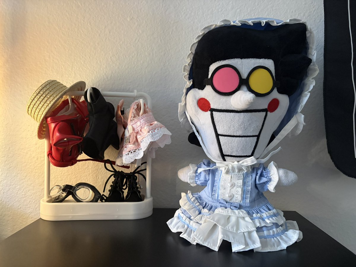 Kat the Cyber Vamp tweet media